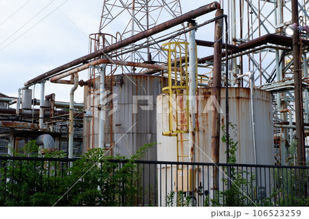 工場内のタンク 工場内のタンク 106523259