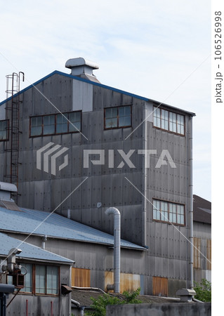 古い工場 106526998