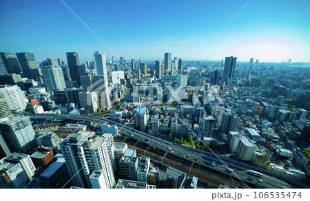 大阪市・JR神戸線と阪神高速11号池田線の眺望 大阪市・JR神戸線と阪神高速11号池田線の眺望 106535474