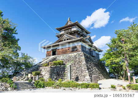 福井県坂井市 日本100名城 快晴の丸岡城天守 福井県坂井市 日本100名城 快晴の丸岡城天守 106535567