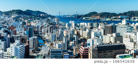長崎市役所新庁舎　屋上庭園からの眺め　パノラマ　【長崎市】 106541639