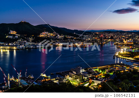 鍋冠山からの夜明け　【長崎市】 106542131