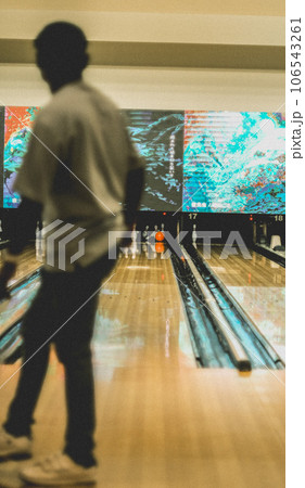 ボウリング 106543261