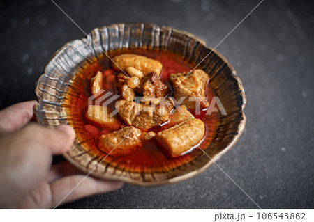 Northern Thai Pork Belly Curry 106543862
