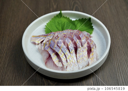 美味しいイトヨリの刺身 106545819