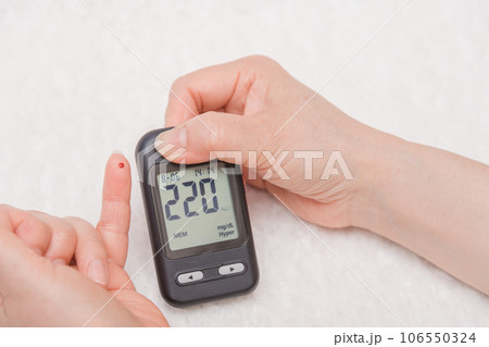 【糖尿病の血糖値測定 血液と測定器】 【糖尿病の血糖値測定 血液と測定器】 106550324