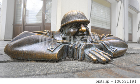 most famous statues of Bratislava 106551191