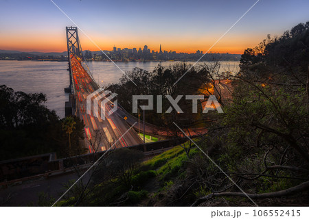 Beautiful momoent of Bay Bridge 106552415