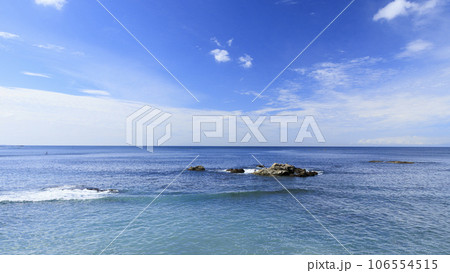 葉山御用邸前の一色海岸（神奈川県三浦郡葉山町）の夏 106554515