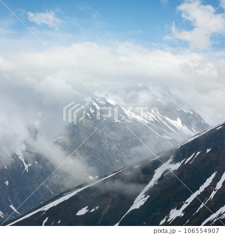 Summer mountain landscape (Oberalp Pass, Switzerland) Summer mountain landscape (Oberalp Pass, Switzerland) 106554907