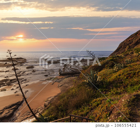 Natural amphitheater on beach (Algarve, Portugal). 106555421