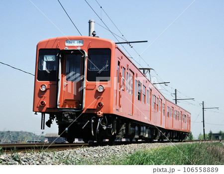 懐かしい小野田線の105系電車 懐かしい小野田線の105系電車 106558889