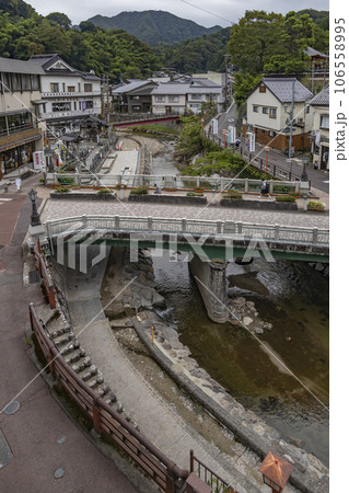 湯村温泉の町並 106558995