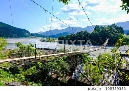 大井川と塩郷の吊り橋 大井川と塩郷の吊り橋 106559386