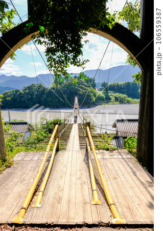 塩郷の吊り橋(縦) 塩郷の吊り橋(縦) 106559387