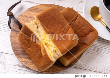 牛乳クリームパン 106560533