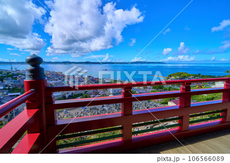 千葉県館山市の大福寺 崖観音の観音堂からの眺望(館山市船形,鏡ヶ浦,館山湾など) 千葉県館山市の大福寺 崖観音の観音堂からの眺望(館山市船形,鏡ヶ浦,館山湾など) 106566089