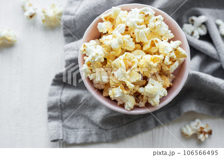 Tasty salted homemade popcorn Tasty salted homemade popcorn 106566495