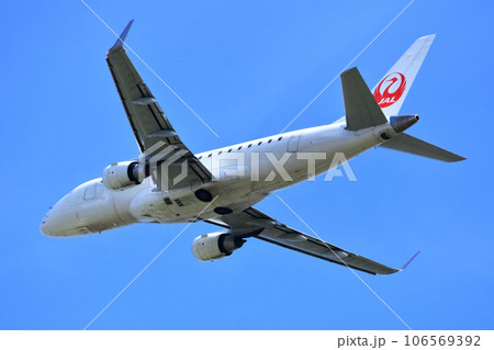 大阪国際空港　JAL　飛行機　離陸　スカイパーク 106569392