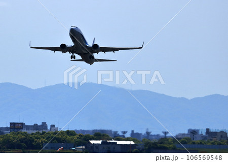 大阪国際空港 旅客機 ANA 離陸 猪名川土手 大阪国際空港 旅客機 ANA 離陸 猪名川土手 106569548