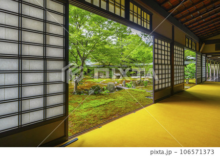 京都・紫野　大徳寺　黄梅院　直中庭 106571373