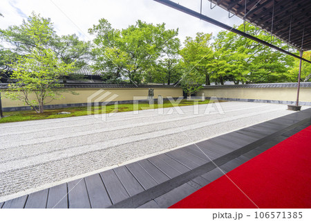 大徳寺黄梅院　方丈南庭　破頭庭 106571385
