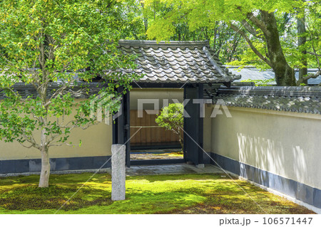 大徳寺黄梅院　方丈南庭　破頭庭 106571447