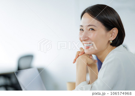 ビジネス 女性 ポートレート ビジネス 女性 ポートレート 106574968