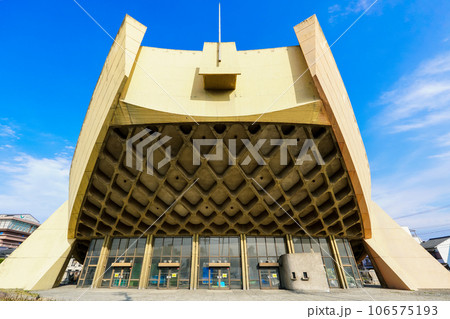 解体が決まった船の体育館こと香川県立体育館（香川県高松市） 106575193