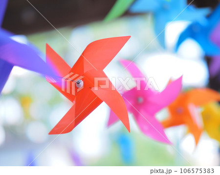 北海道の夏詣 東神楽神社の風車 106575383