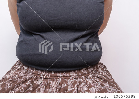 【メタボ主婦のお腹】 【メタボ主婦のお腹】 106575398