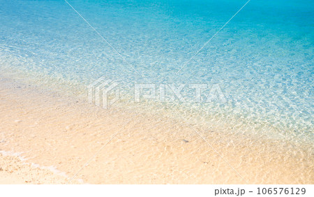 きれいな南国の海 106576129
