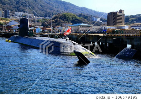 軍港・呉にて…日本を海中から護る潜水艦 106579195
