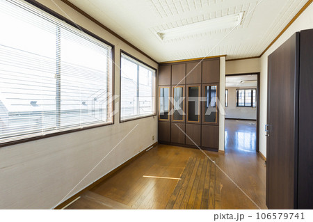 空き事務所内観 106579741