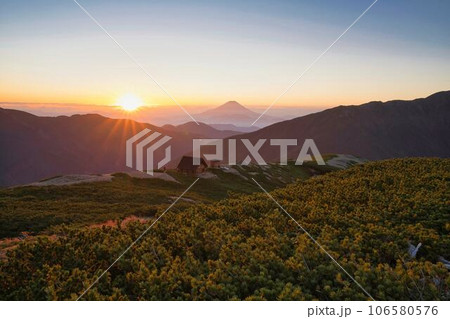 三伏峠から荒川岳 縦走 三伏峠から荒川岳 縦走 106580576