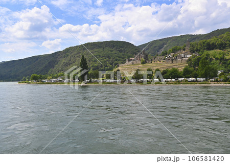 ライン川クルーズ　ライヘンシュタイン城／ドイツ 106581420