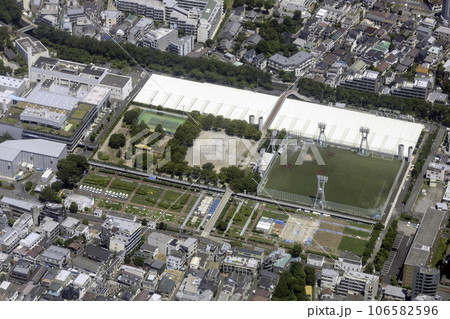 新宿区立落合中央公園を空撮 新宿区立落合中央公園を空撮 106582596