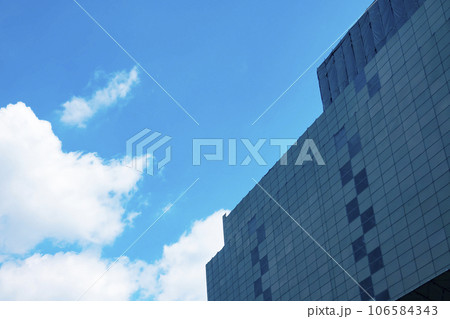 ビルの工事現場 ビルの工事現場 106584343