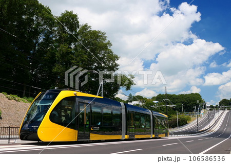 宇都宮ライトラインHU300形 106586536