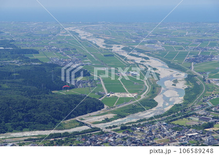獅子吼高原からの金沢平野　手取川扇状地の眺め 106589248