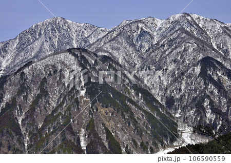 雪の丹沢山地 厳冬の蛭ヶ岳 雪の丹沢山地 厳冬の蛭ヶ岳 106590559