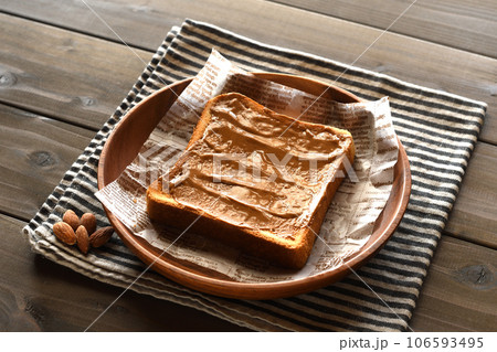 アーモンドバタートースト 106593495