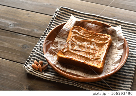 アーモンドバタートースト 106593496