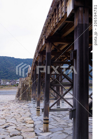 錦帯橋 日本らしい景色 日本三名橋 木造橋 岩国 山口県 錦帯橋 日本らしい景色 日本三名橋 木造橋 岩国 山口県 106594781