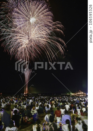 七尾港まつりの打ち上げ花火 106595326