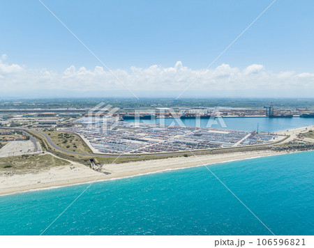 Cargo ship moored in the harbor 106596821