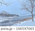 winter landscape with river 106597065