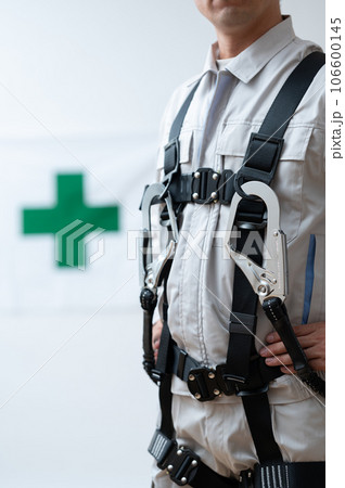 フルハーネス型墜落制止用器具・安全イメージ 106600145