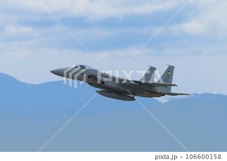 航空自衛隊第306飛行隊F-15イーグル低空飛行 航空自衛隊第306飛行隊F-15イーグル低空飛行 106600158