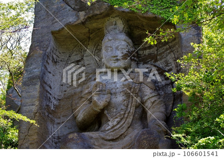 逗子市 鷹取山山頂付近の磨崖仏 逗子市 鷹取山山頂付近の磨崖仏 106601541